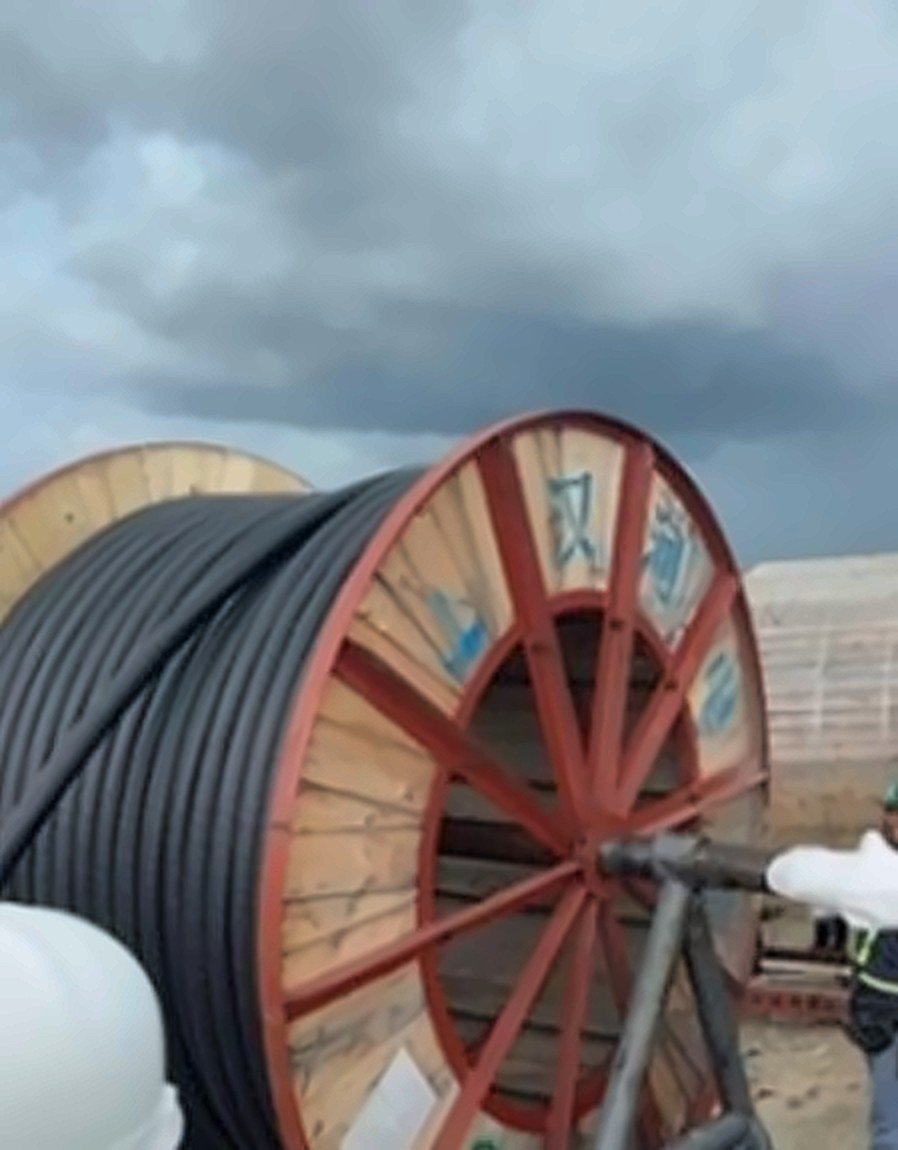 LV and MV cable laying and installation works, photo 6 of 6